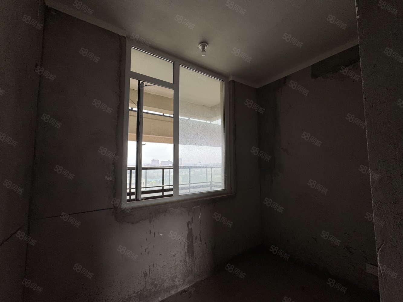 圣桦锦江天玺3室2厅2卫108㎡南北58万