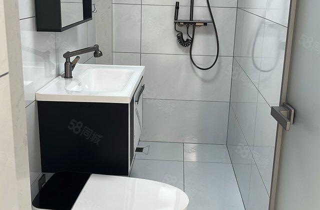 建安龙华小区1室2厅56㎡15.8万二手房图片
