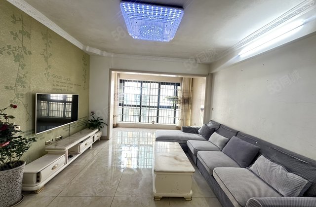 东方华府3室2厅132㎡58万二手房图片