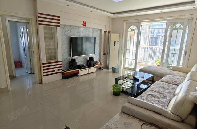 市中心 三叶草两卫户型 落地窗 免大税 带车储 阿尔卡迪亚