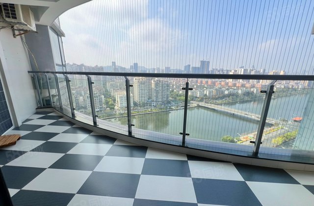 水岸筼筜3室2厅160.89㎡766万二手房图片