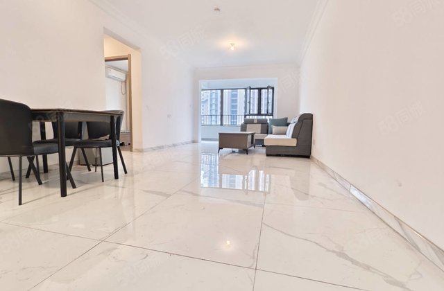 真实在售 东昌东校 清水湾 国岳府精装三室 全明户型带储藏室