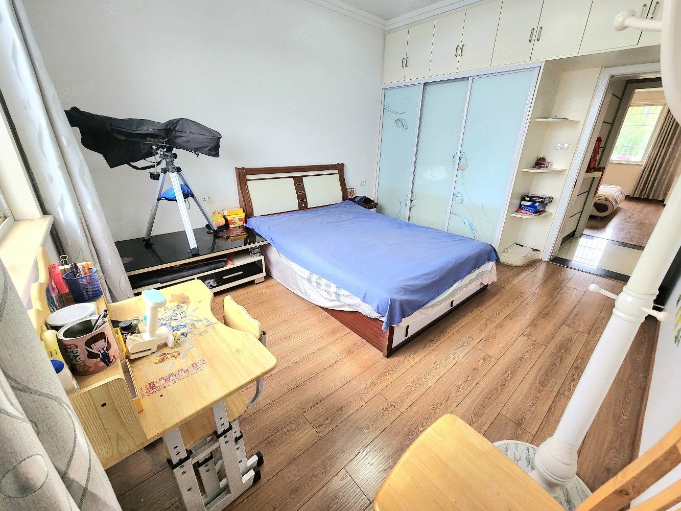 北山小区3室2厅2卫110㎡东南33万