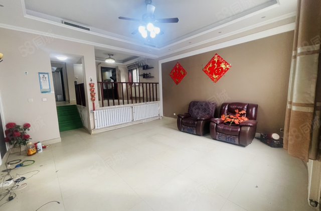 东昌湖边 城市主人 别墅 名人苑 上下三层 前后带院停车方便