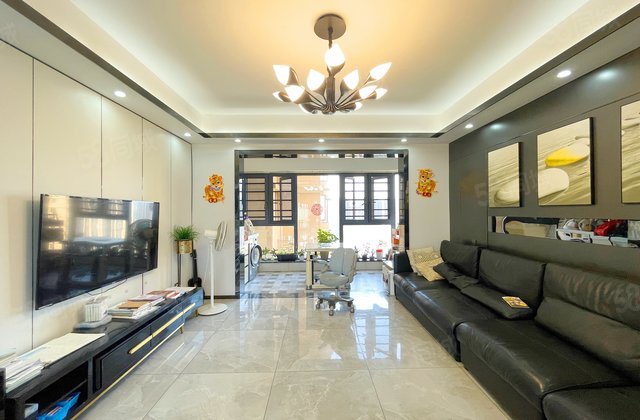 三润城4室2厅128㎡129万二手房图片