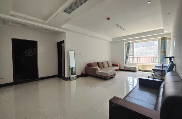 急售！奥森花园 元宝户型带车位地下室好楼层采光好 清风和庐