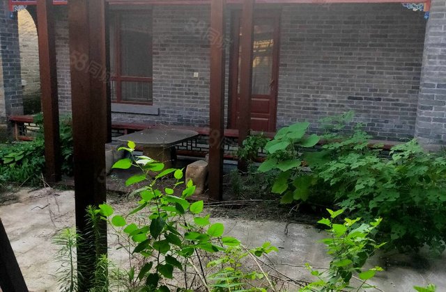 光岳楼小西湖旁中式四合院使用面积将近500平带有车库看房方便