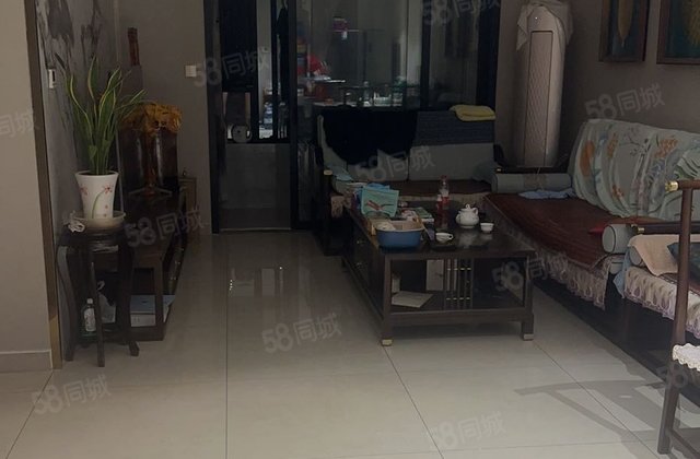 诚信出售 民生凤凰城1号院 高楼层采光充足 诚心出售