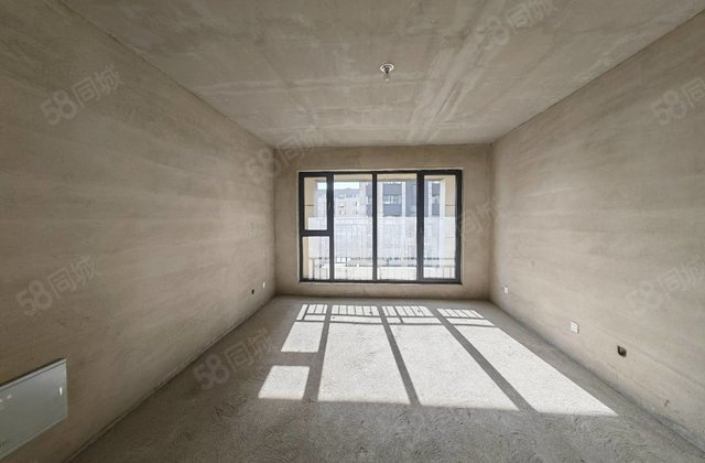 部队大院3室2厅113.38㎡49.5万二手房图片
