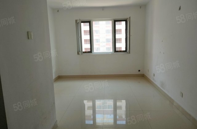 急售 先锋社区两室两厅 中间楼层 马上   随时看房