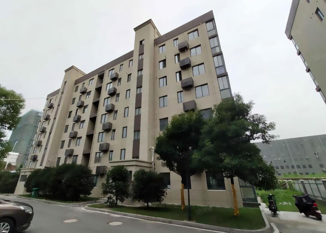 恒通国际2室2厅2卫56㎡南61万