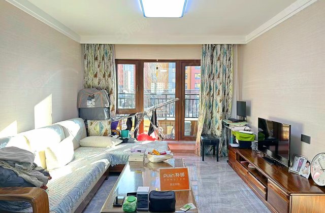 万科蓝山A区3室2厅112.41㎡110万二手房图片