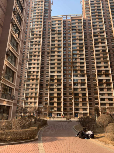 四隆花园南北通透大双室,解放东路285号-鞍山58同城