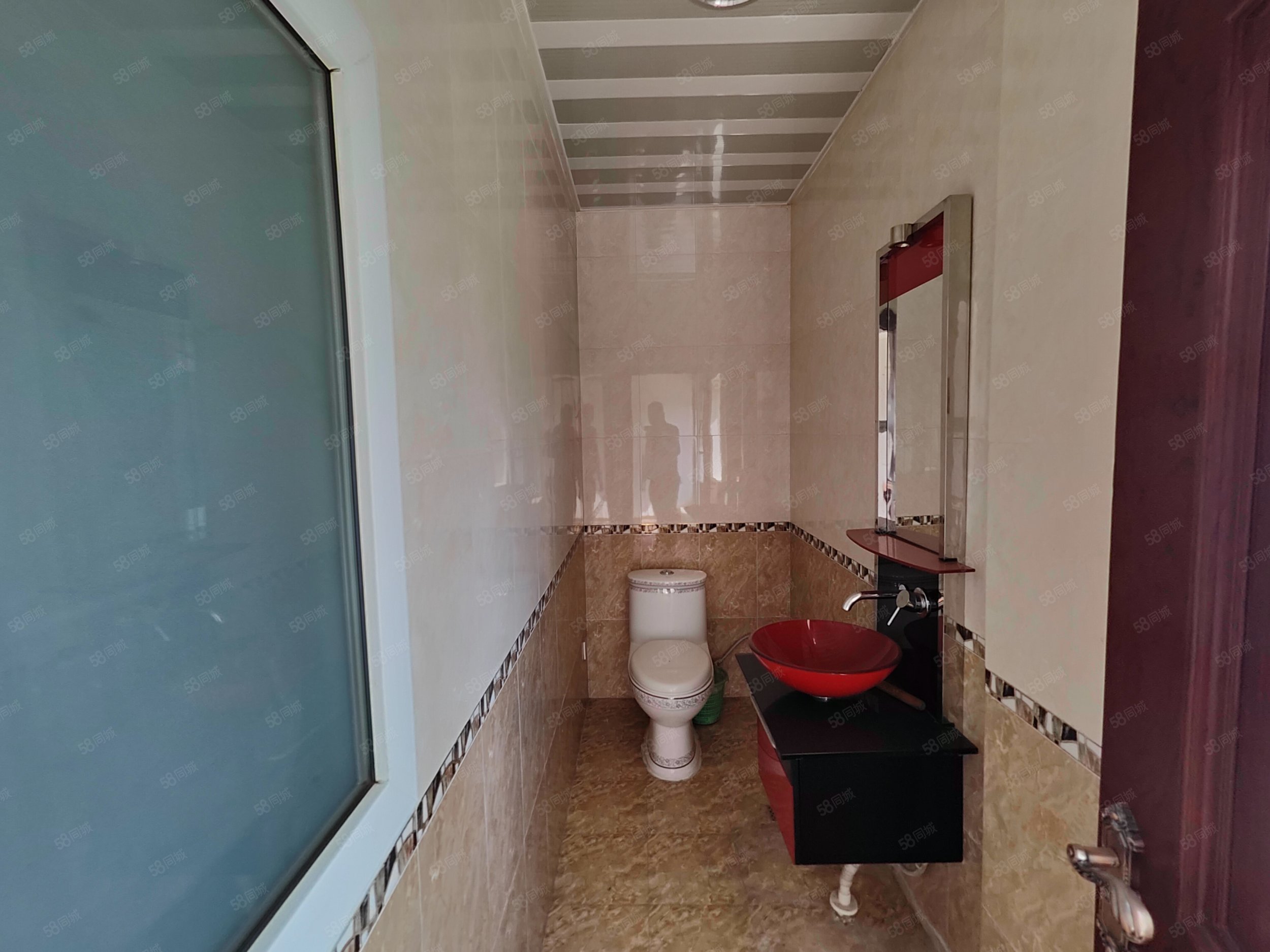 鴻翔花園(別墅)6室4廳5衛(wèi)320.15㎡南北780萬