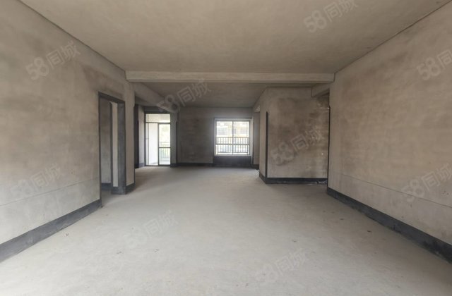 山水凤凰城4室2厅193㎡76万二手房图片