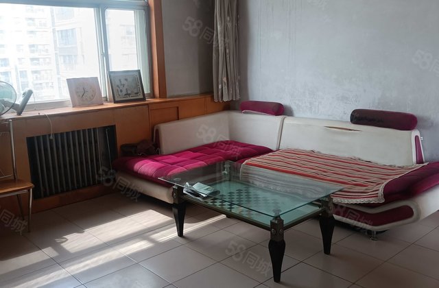 盐业公司家属院(花园南路)朝南 ，布局合理，地理位置优越