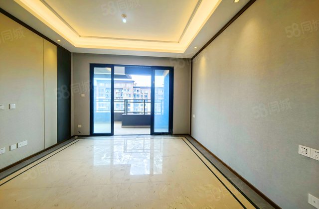 观岭翡翠湾3室2厅118.58㎡53万二手房图片