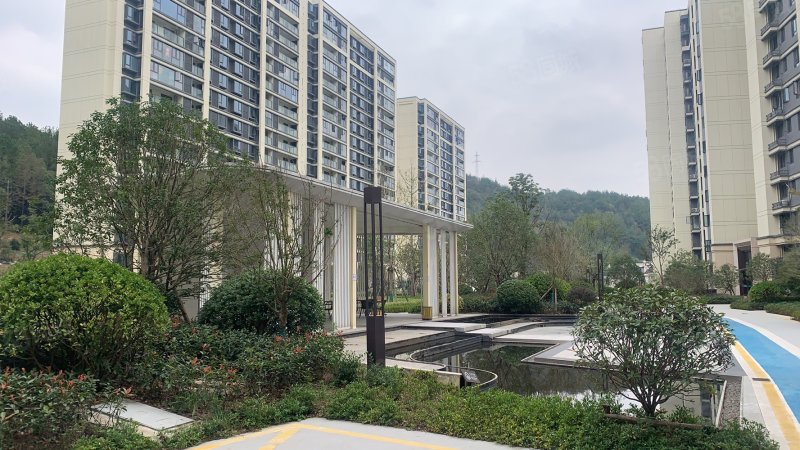 北仑时代潮鸣尾盘带车位70年产权电梯房直过户