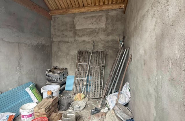 东福寿里胡同小区1室0厅15㎡180万二手房图片