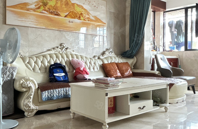 龙馨嘉园3室2厅118.55㎡62万二手房图片