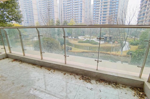 金泉怡景3室2厅130.29㎡195万二手房图片