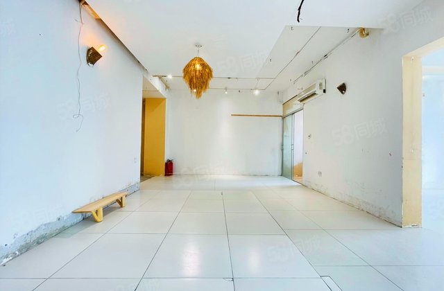 红鼎国际名苑1室2厅123.17㎡98.6万二手房图片