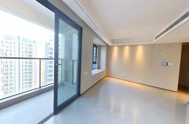 华润未来之城三期4室2厅141.16㎡265万二手房图片