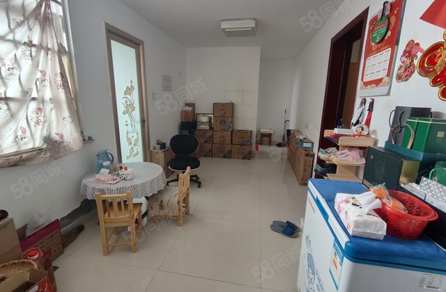 尚品国际城1室1厅64㎡30万二手房图片