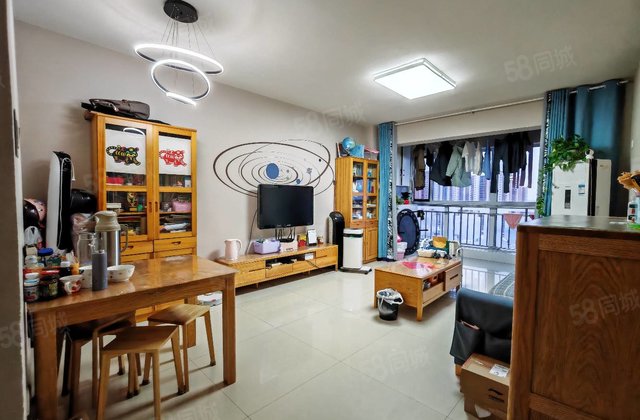 新东方龙湾！总高18层！精装有储藏室