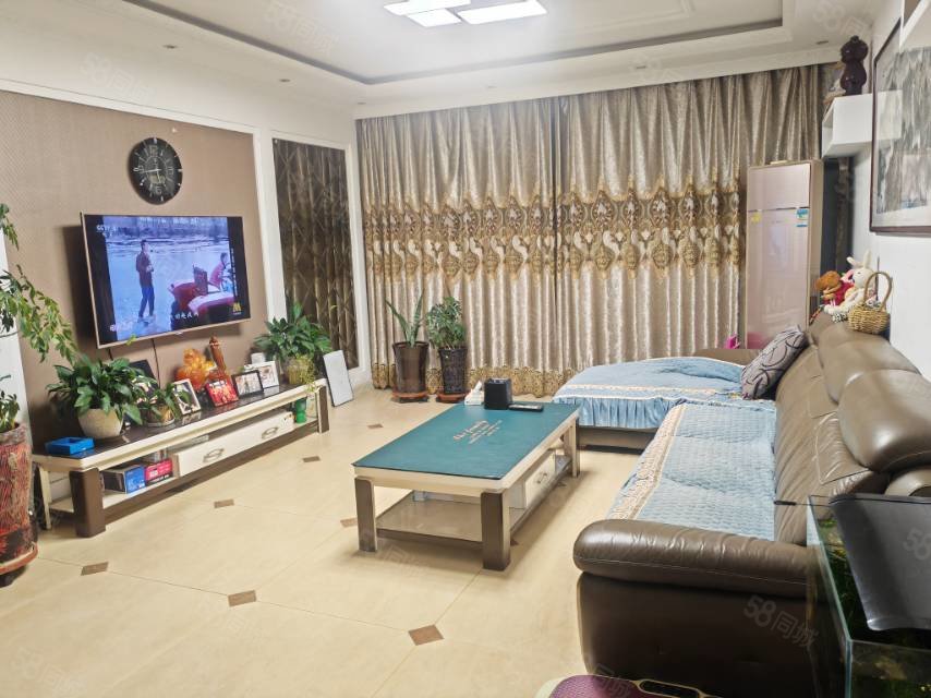 星河万源蓝湾3室2厅1卫129.75㎡南北60万