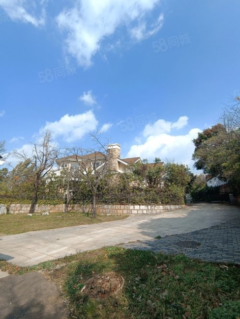 昆明十大豪宅 高天流云 独栋别墅 带2亩花园