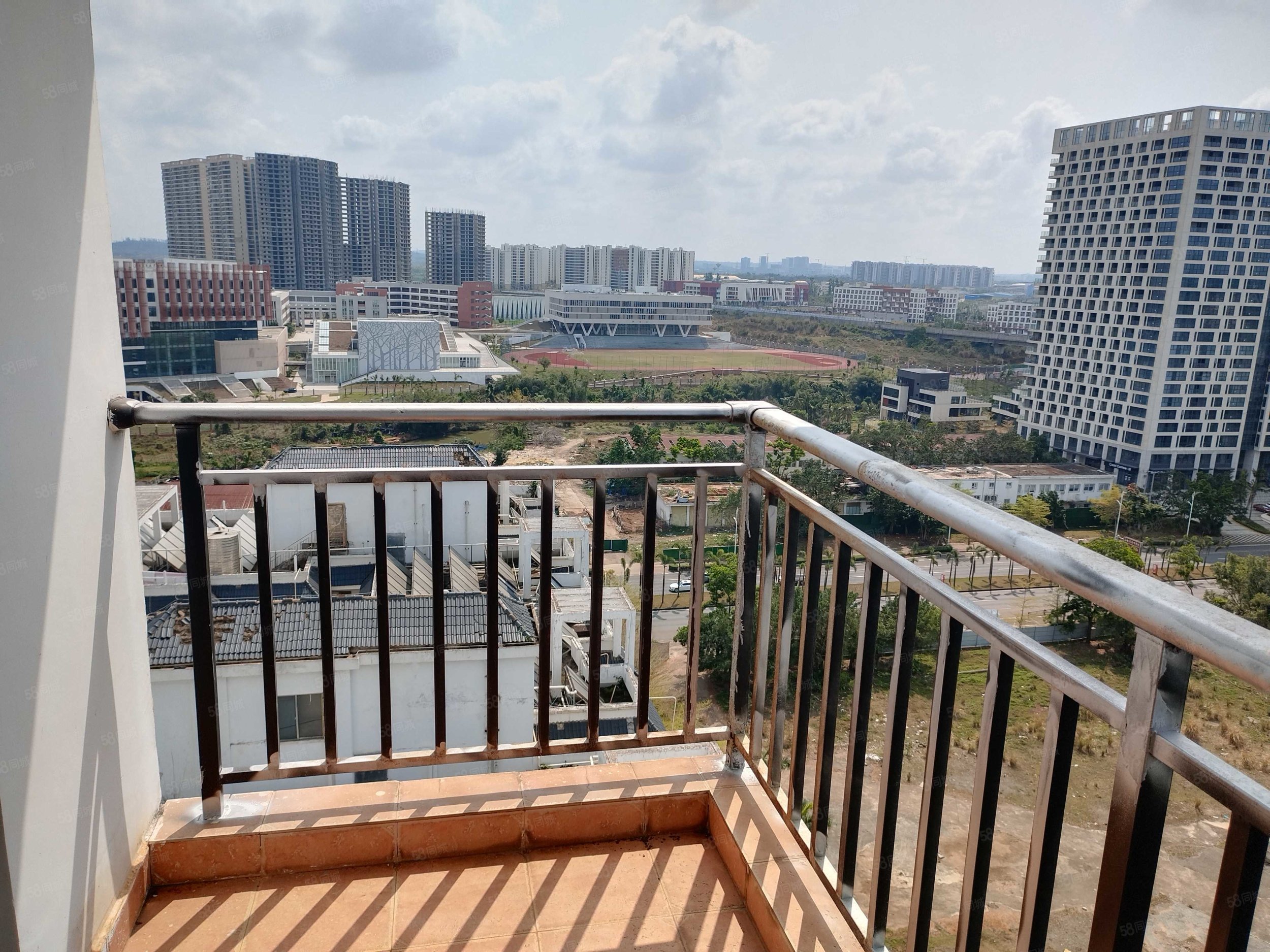 新香缇假日2室1厅1卫71㎡南41万