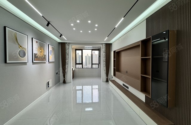 保利拉菲公馆3室2厅119㎡81.9万二手房图片