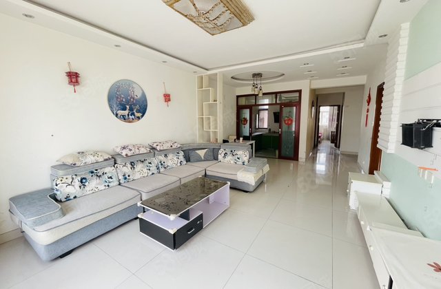 东昌湖边精装三室两卫采光佳观澜一品西湖馨苑城市主人看房方便！