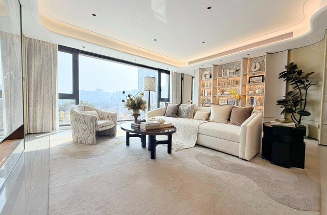 长虹天樾4室2厅136.44㎡178万二手房图片