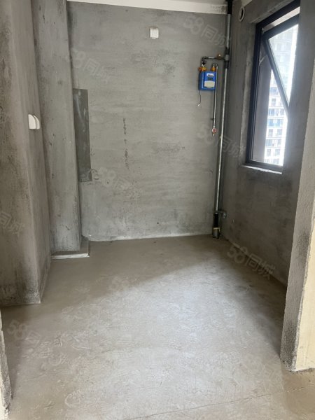 建业心怡苑3室2厅2卫122㎡南北98万