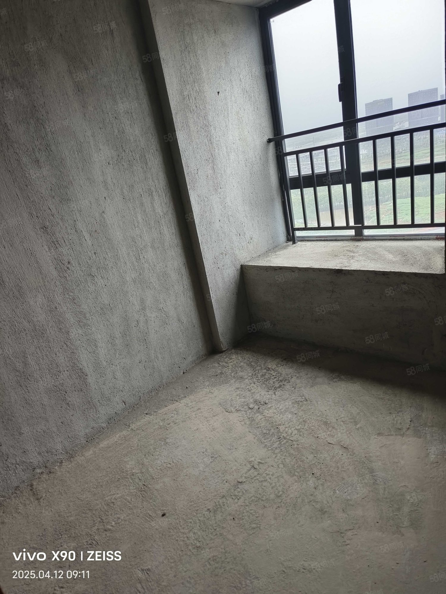 唯美玉龙紫园3室2厅2卫99.5㎡南52万