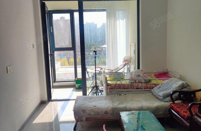 次新小区  民生城市玖玺 中间楼层  带车位储藏室