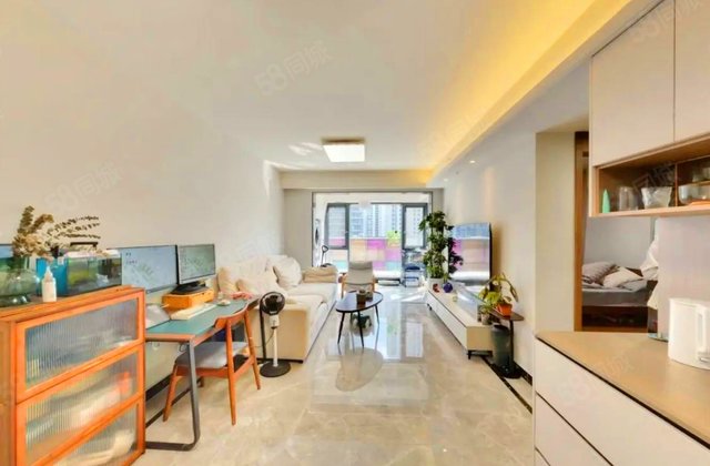 保利中环广场3室2厅111.64㎡140万二手房图片