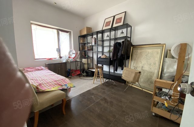 光岳府 湖边8米 院子300平 4个车位 内置院子 免大税