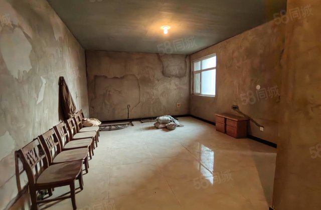 缔盛广场3室2厅117㎡49万二手房图片