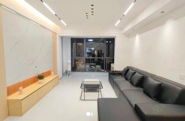 康德馨苑C区3室2厅104.52㎡71万二手房图片