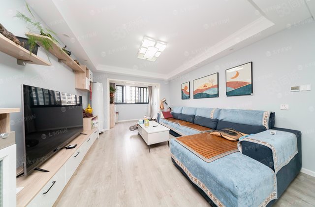 宝佳苑3室2厅131.38㎡403万二手房图片