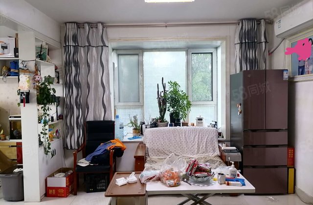 急售 刚需 香江旁 水城雅居小三室 边户电梯房