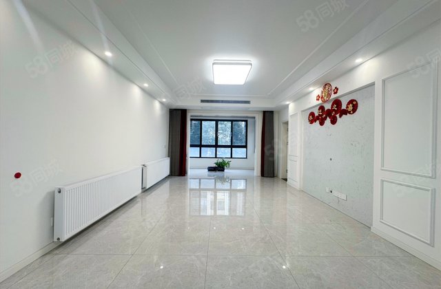 蓝光公园悦府4室2厅137.79㎡188万二手房图片