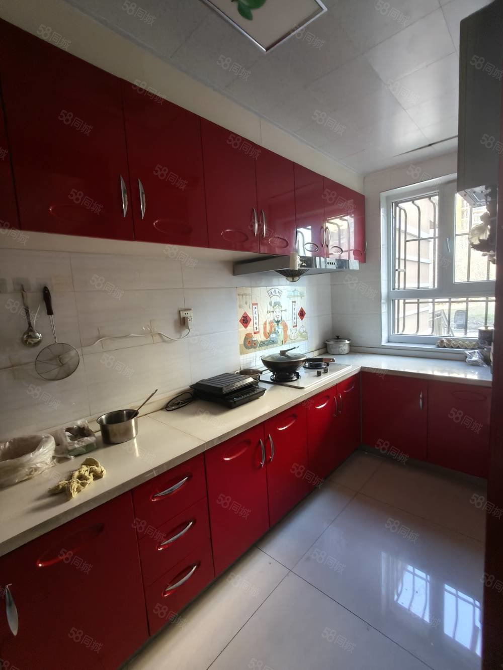 青湖铭城3室2厅1卫126.39㎡南北50万