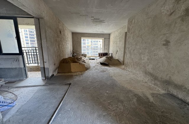 金源盛世4室2厅145.5㎡103万二手房图片