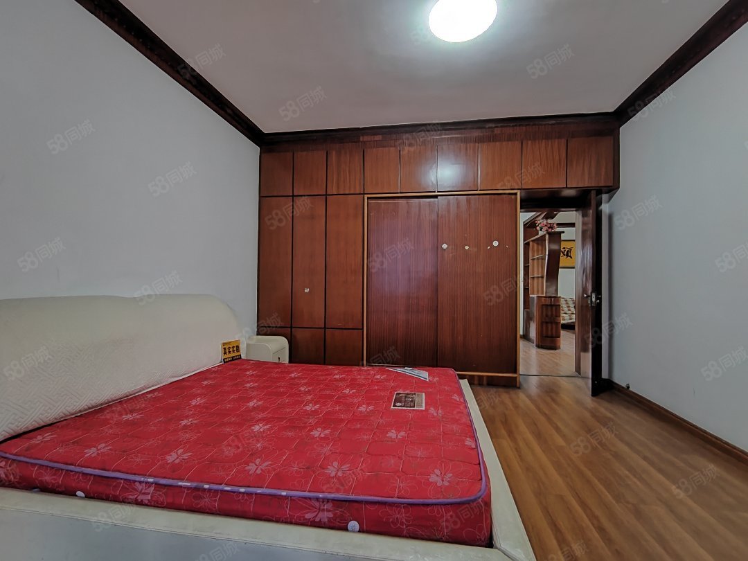 广积小区2室2厅1卫95㎡南北37万