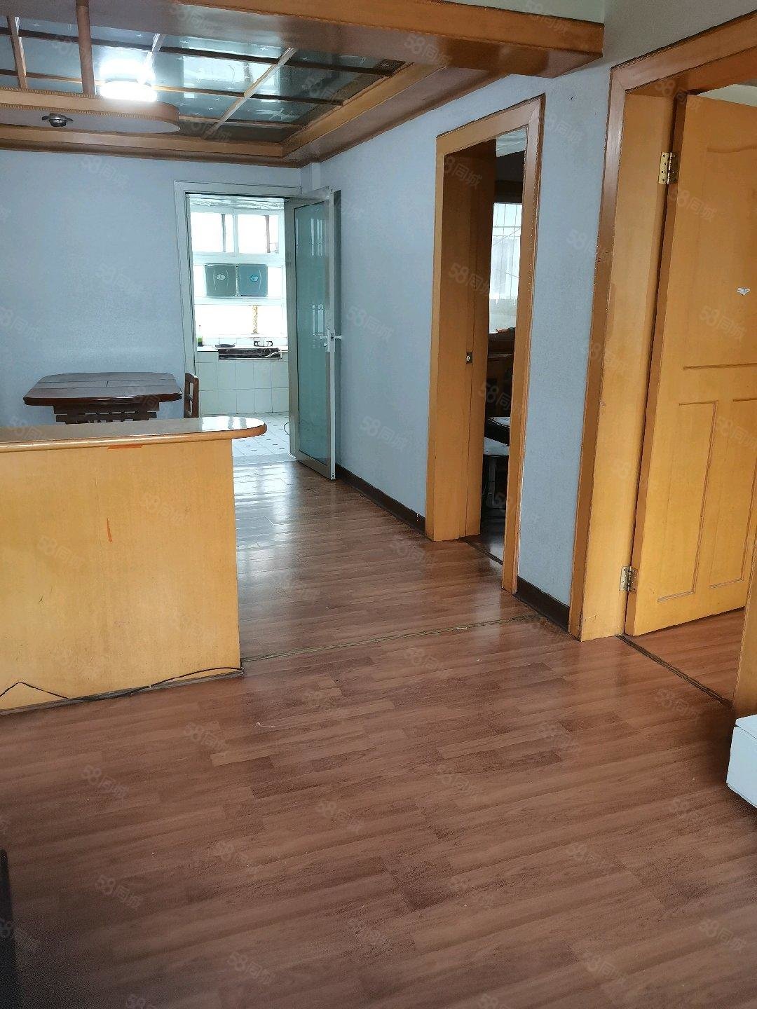 汉江南路38-41号小区2室2厅1卫74㎡西29万