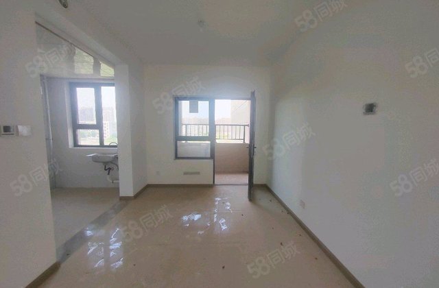 民17，5楼，新一中，外国语，  培文。带车储，免大税。